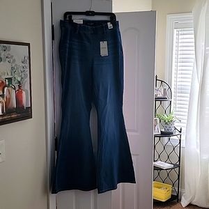 Judy Blue flare jeans